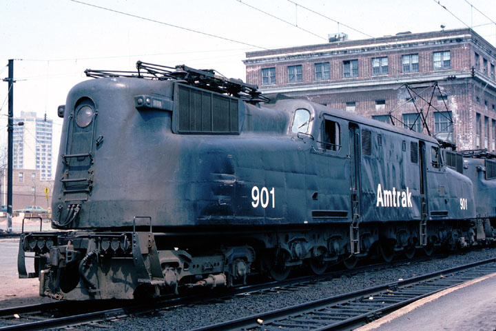 Original Slide Amtrak  /Penn Central Paint GG1 4932 Washington DC 1979 